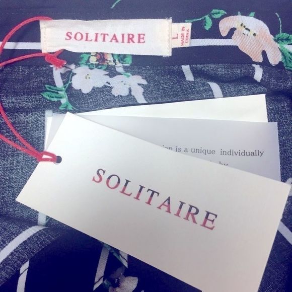 SOLITAIRE Blouse - Picture 2 of 10